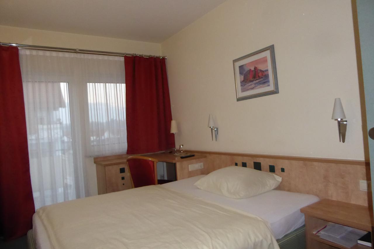 Hotel Ring Park Buchen  Esterno foto
