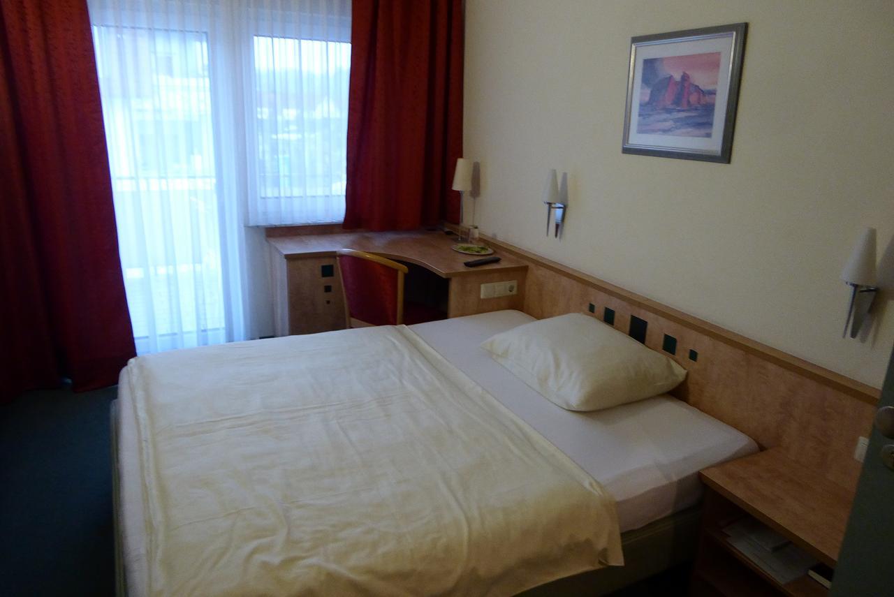 Hotel Ring Park Buchen  Esterno foto