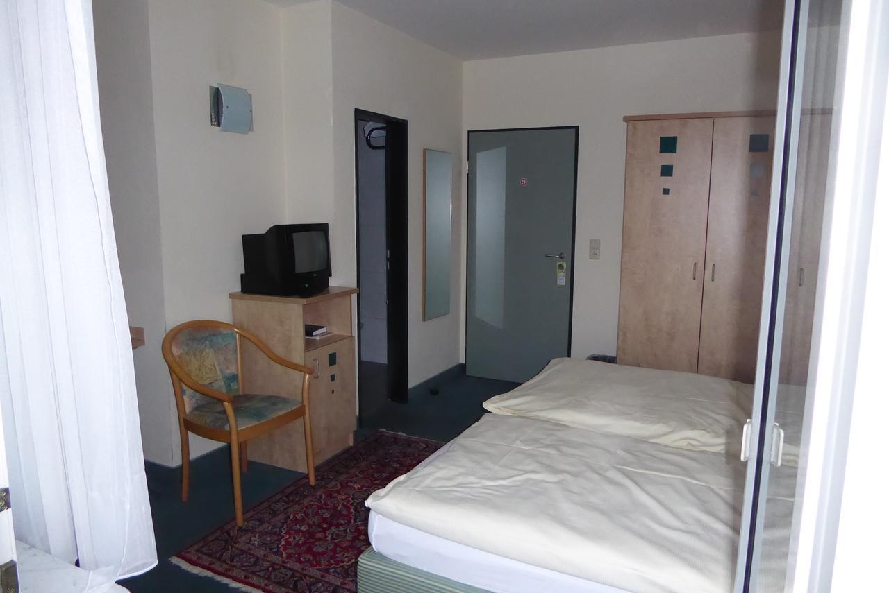 Hotel Ring Park Buchen  Esterno foto