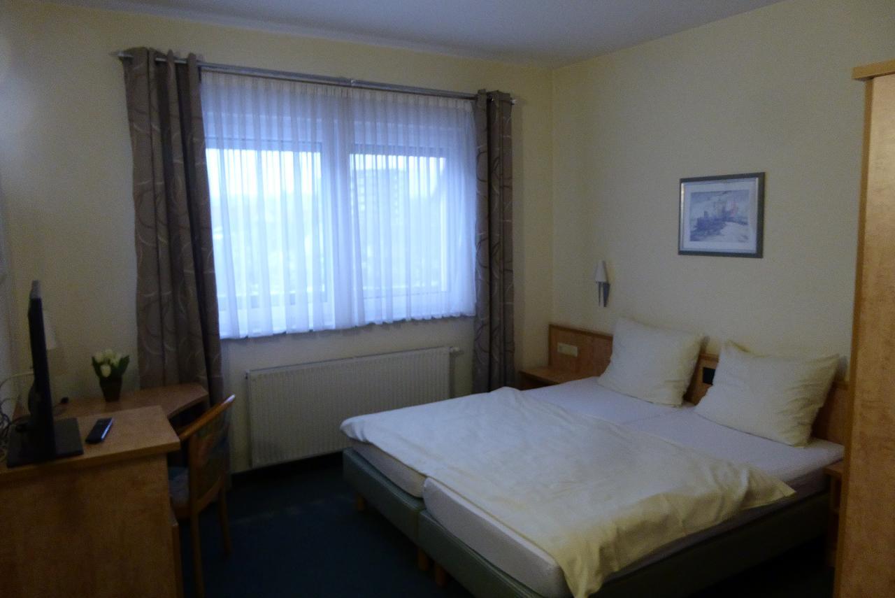 Hotel Ring Park Buchen  Esterno foto