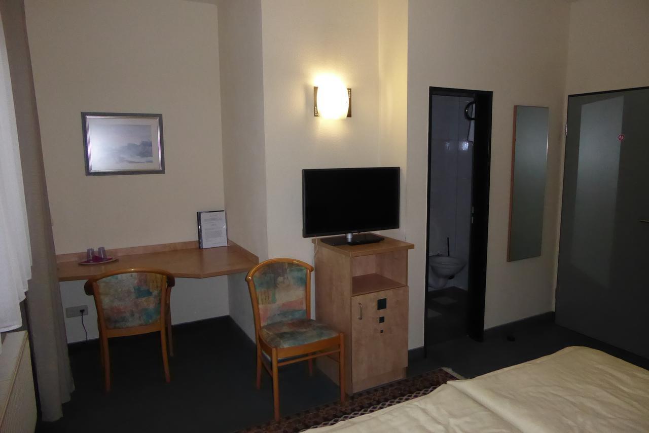 Hotel Ring Park Buchen  Esterno foto