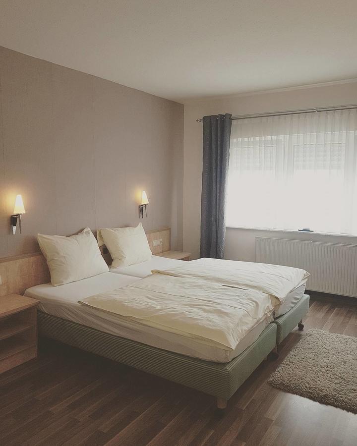 Hotel Ring Park Buchen  Esterno foto